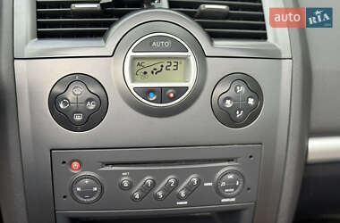 Кабріолет Renault Megane 2008 в 