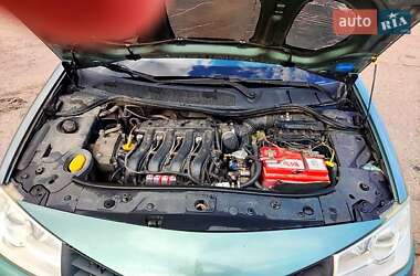 Седан Renault Megane 2006 в 