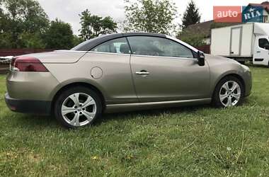 Кабриолет Renault Megane 2010 в 
