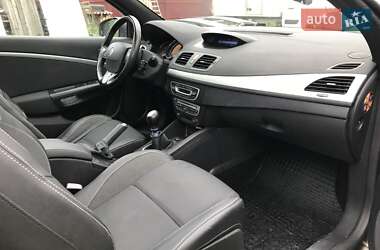 Кабриолет Renault Megane 2010 в 
