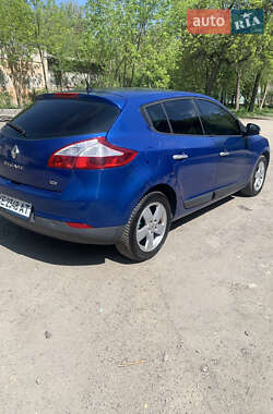 Хэтчбек Renault Megane 2009 в 