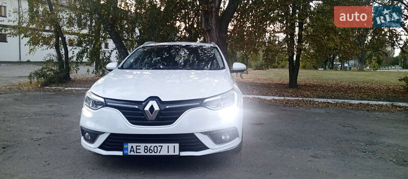 Универсал Renault Megane 2017 в 