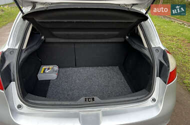 Хетчбек Renault Megane 2013 в 