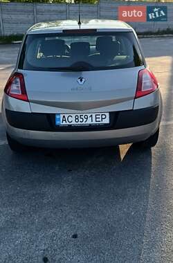 Хетчбек Renault Megane 2004 в 