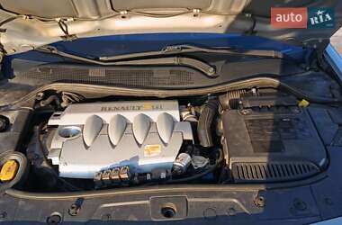 Хетчбек Renault Megane 2004 в 