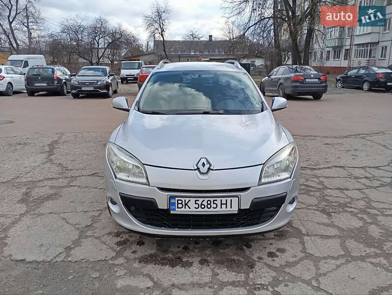 Универсал Renault Megane 2010 в 