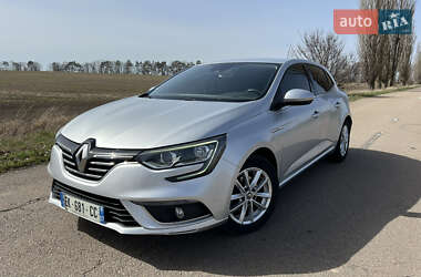 Хэтчбек Renault Megane 2016 в Киеве