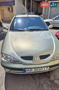 Седан Renault Megane 1999 в 