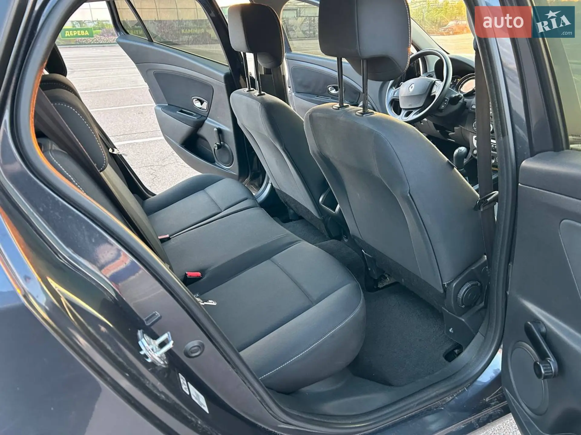 2013 Renault Megane - мініатюра 16