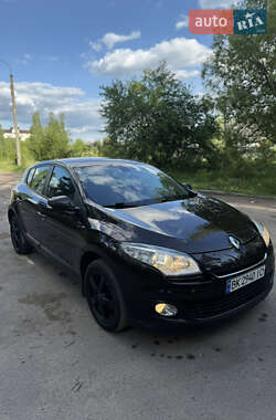 Хетчбек Renault Megane 2013 в 