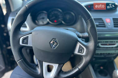Универсал Renault Megane 2011 в 