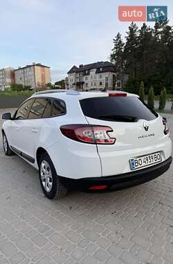 Универсал Renault Megane 2010 в 