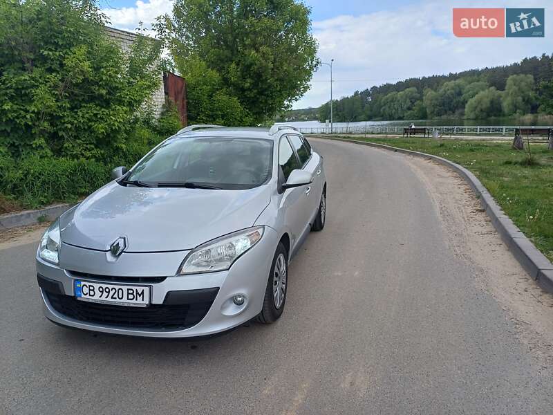 Универсал Renault Megane 2011 в Чернигове