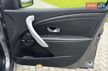 Универсал Renault Megane 2011 в 