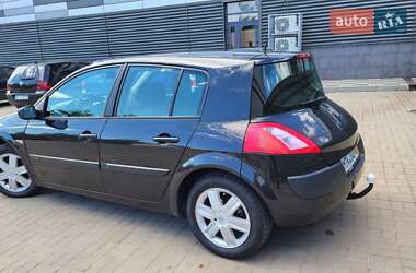 Хетчбек Renault Megane 2006 в 