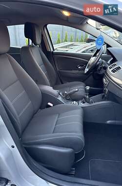 Хэтчбек Renault Megane 2014 в 