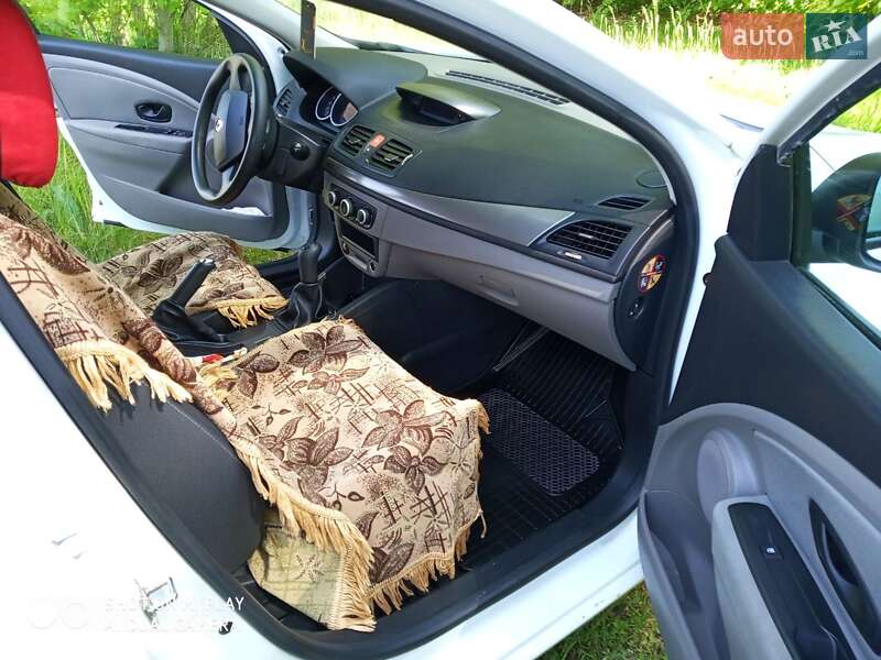 Хэтчбек Renault Megane 2009 в Гадяче фото 4 Хэтчбек Renault Megane 2009 в Гадяче