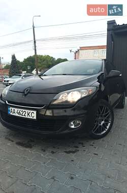 Хэтчбек Renault Megane 2012 в 