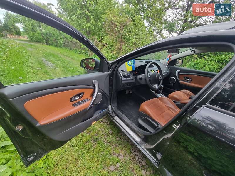 Универсал Renault Megane 2011 в Львове фото 19 Универсал Renault Megane 2011 в Львове