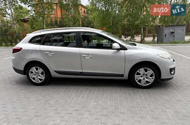 Универсал Renault Megane 2012 в 