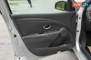 Универсал Renault Megane 2012 в 