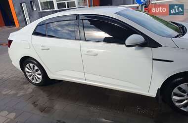 Седан Renault Megane 2019 в 