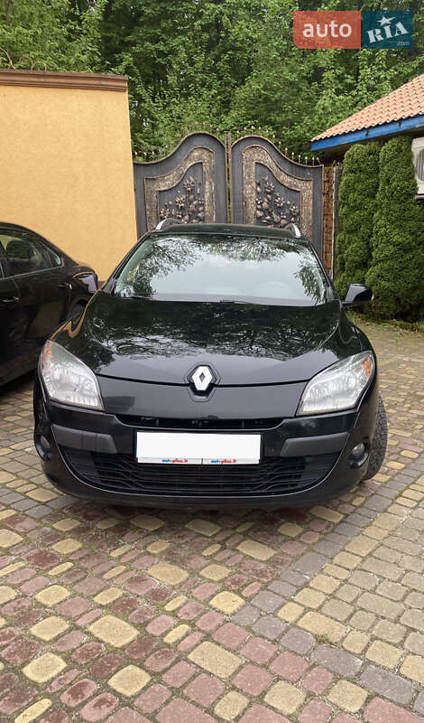Универсал Renault Megane 2011 в 