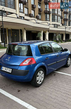 Хэтчбек Renault Megane 2005 в 