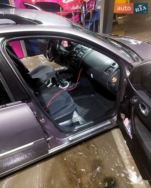 Универсал Renault Megane 2003 в Теплодаре