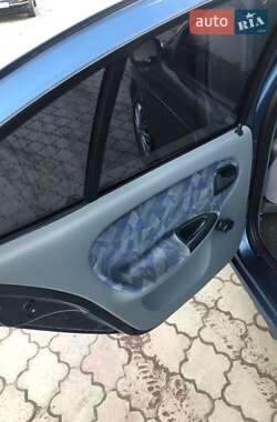 Хэтчбек Renault Megane 1997 в 