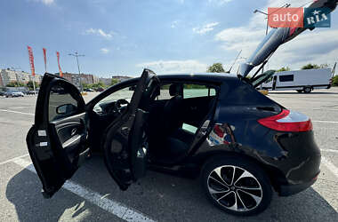 Хэтчбек Renault Megane 2014 в 