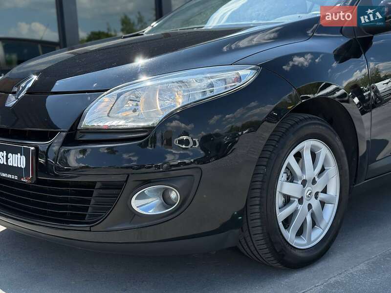 Хэтчбек Renault Megane 2012 в Ровно