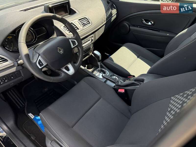 Хэтчбек Renault Megane 2012 в Ровно