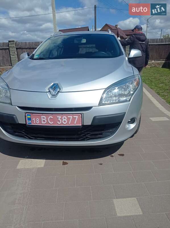 Універсал Renault Megane 2012 в Сарнах