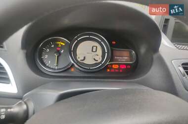 Универсал Renault Megane 2011 в 