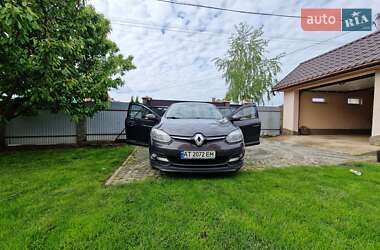 Хэтчбек Renault Megane 2015 в 
