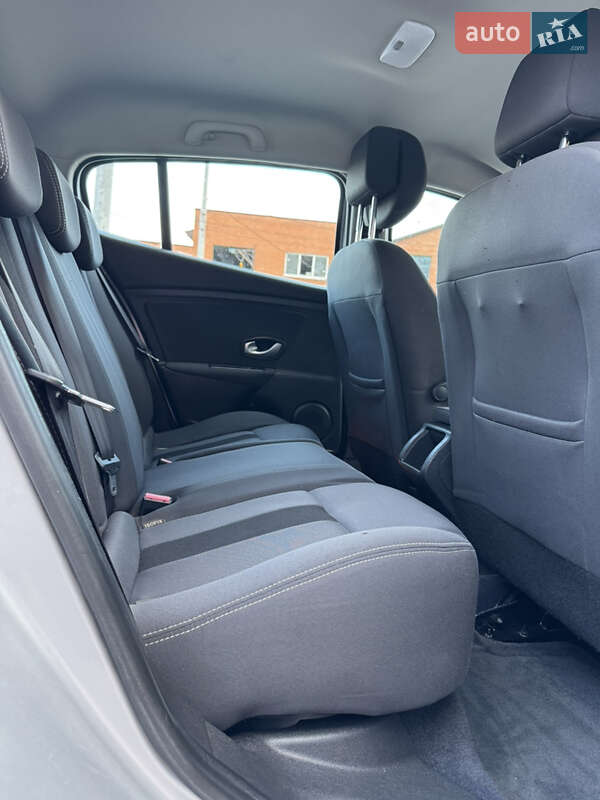 Хетчбек Renault Megane 2010 в Кропивницькому