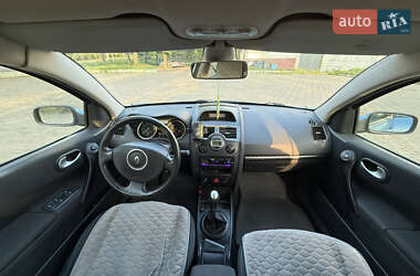 Седан Renault Megane 2008 в 