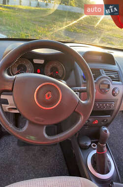 Седан Renault Megane 2006 в 