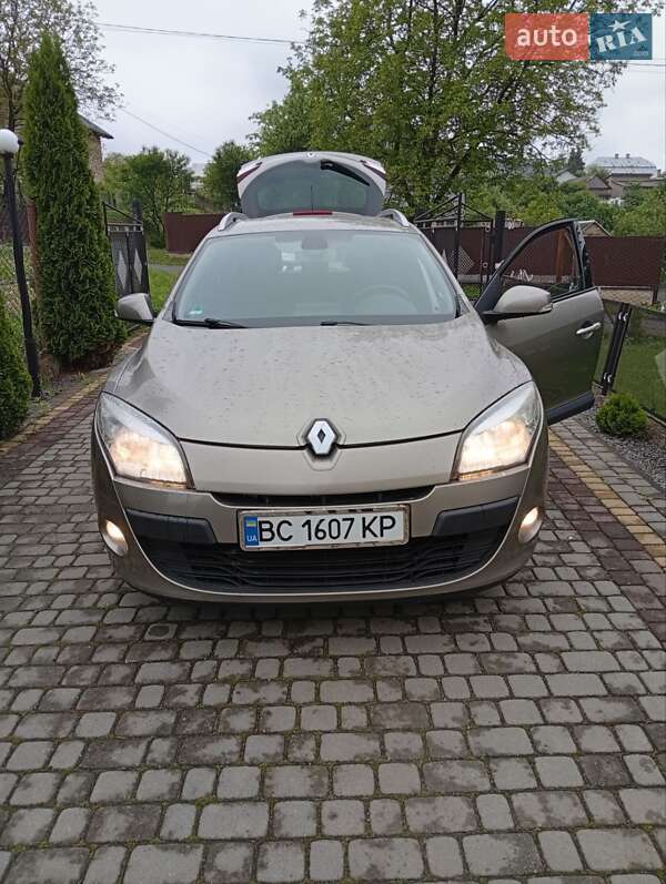 Универсал Renault Megane 2011 в Золочеве