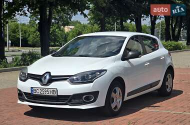 Хэтчбек Renault Megane 2014 в 