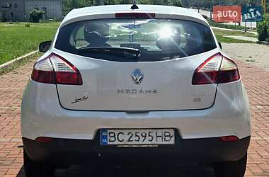 Хэтчбек Renault Megane 2014 в 