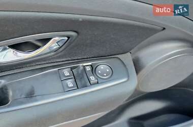 Хэтчбек Renault Megane 2014 в 