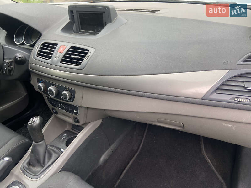 Универсал Renault Megane 2012 в Косове