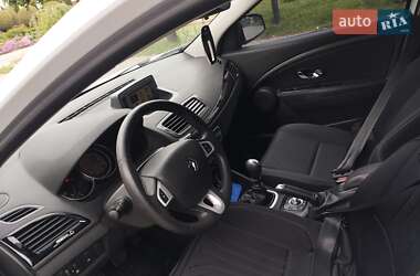 Универсал Renault Megane 2011 в 