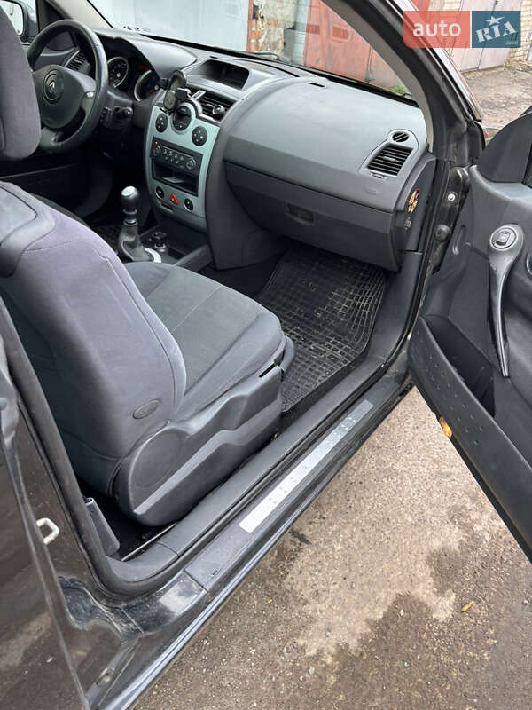 Кабріолет Renault Megane 2004 в Львові