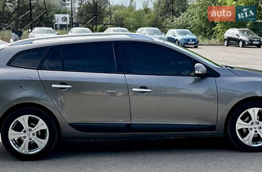 Универсал Renault Megane 2011 в 