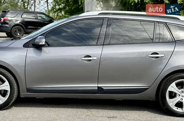 Универсал Renault Megane 2011 в 