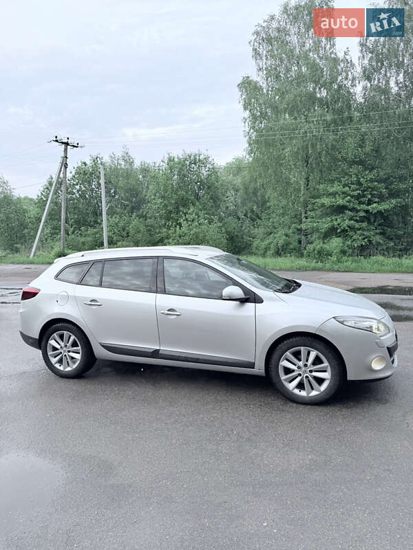 Універсал Renault Megane 2011 в 