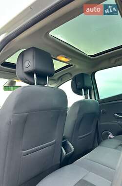 Хетчбек Renault Megane 2009 в 